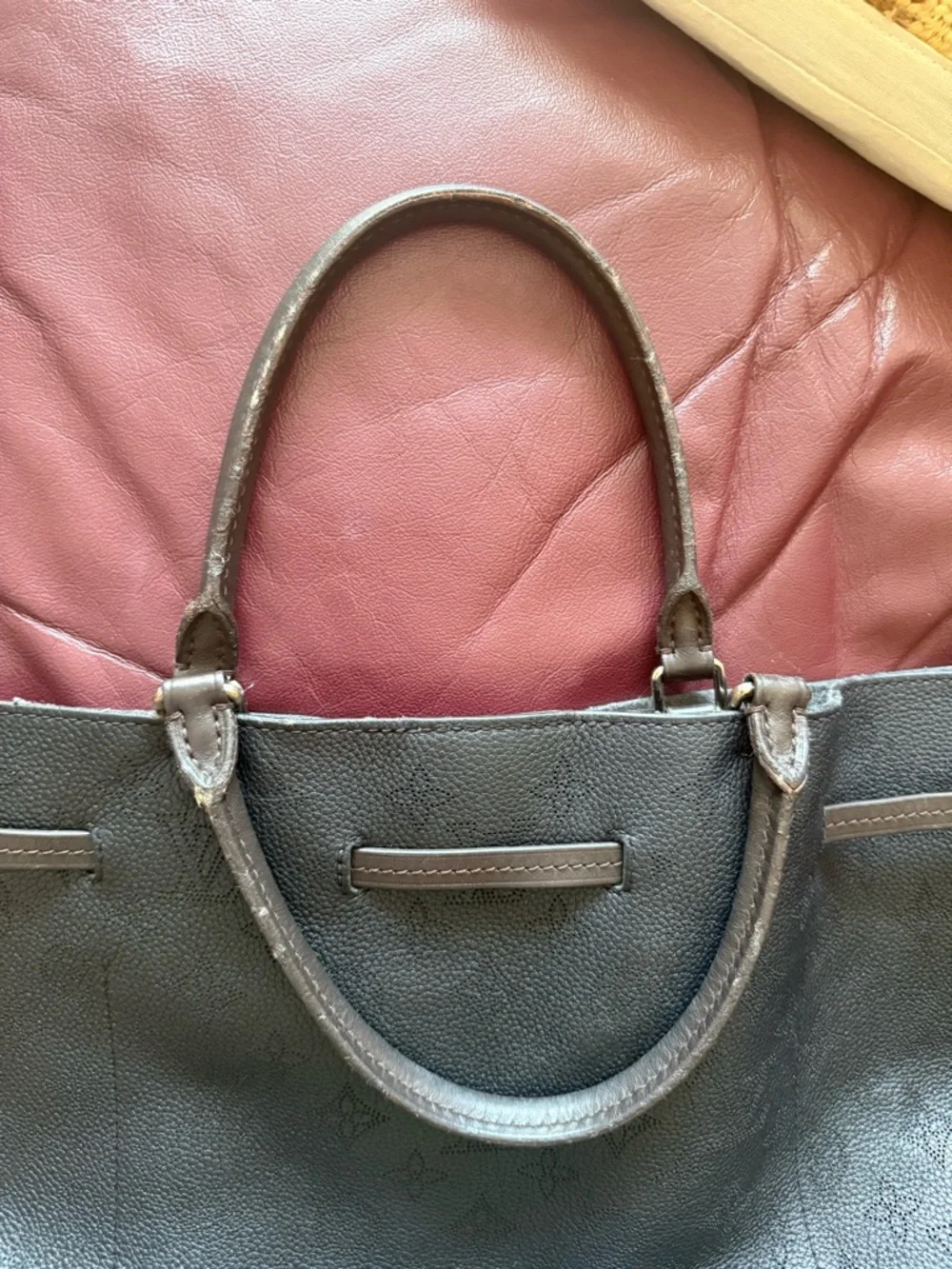 Louis Vuitton Bag Girolata Mahina Leather Black Shoulder Tote Authentic Handbag - Picture 6 of 15